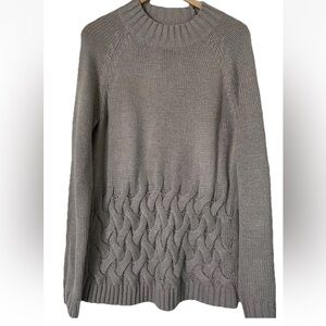 Simply Vera Wang Woman’s  Crew neck Pullover Long Sleeve  Color Grey Size Large